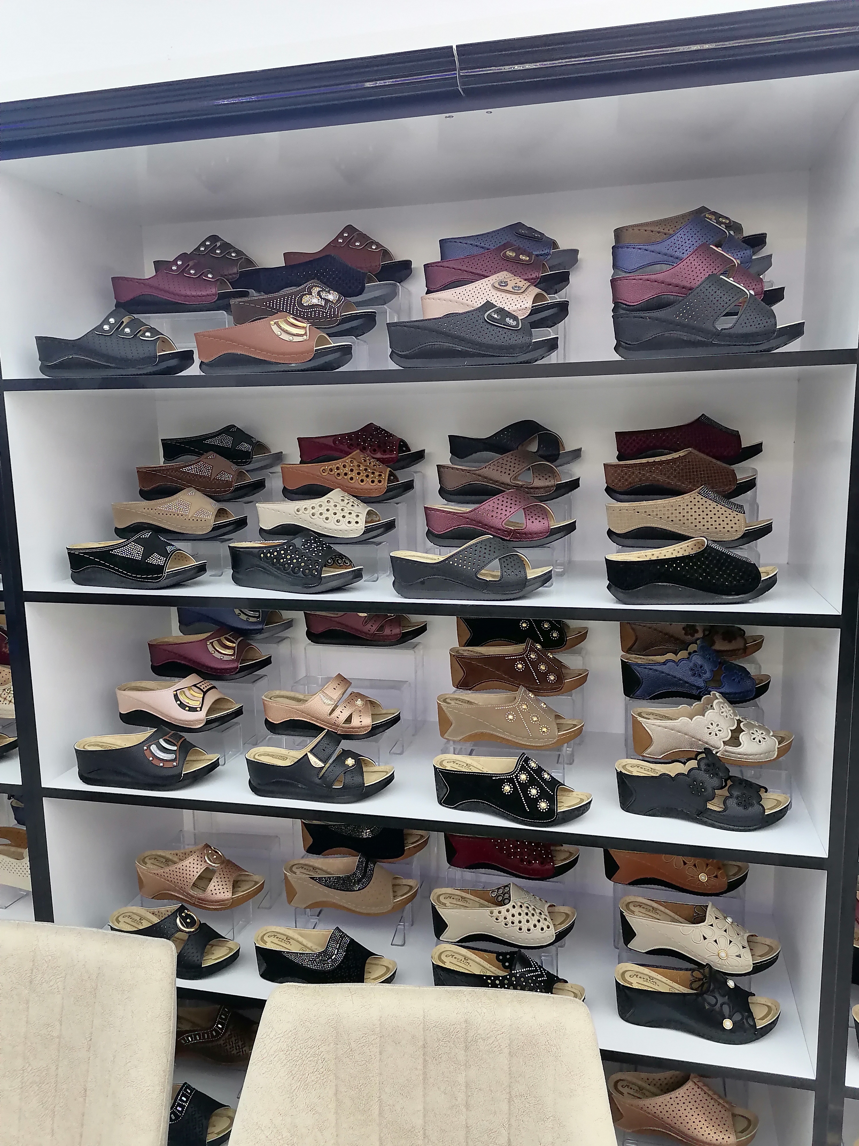 Gün Terlik & Ayakkabı