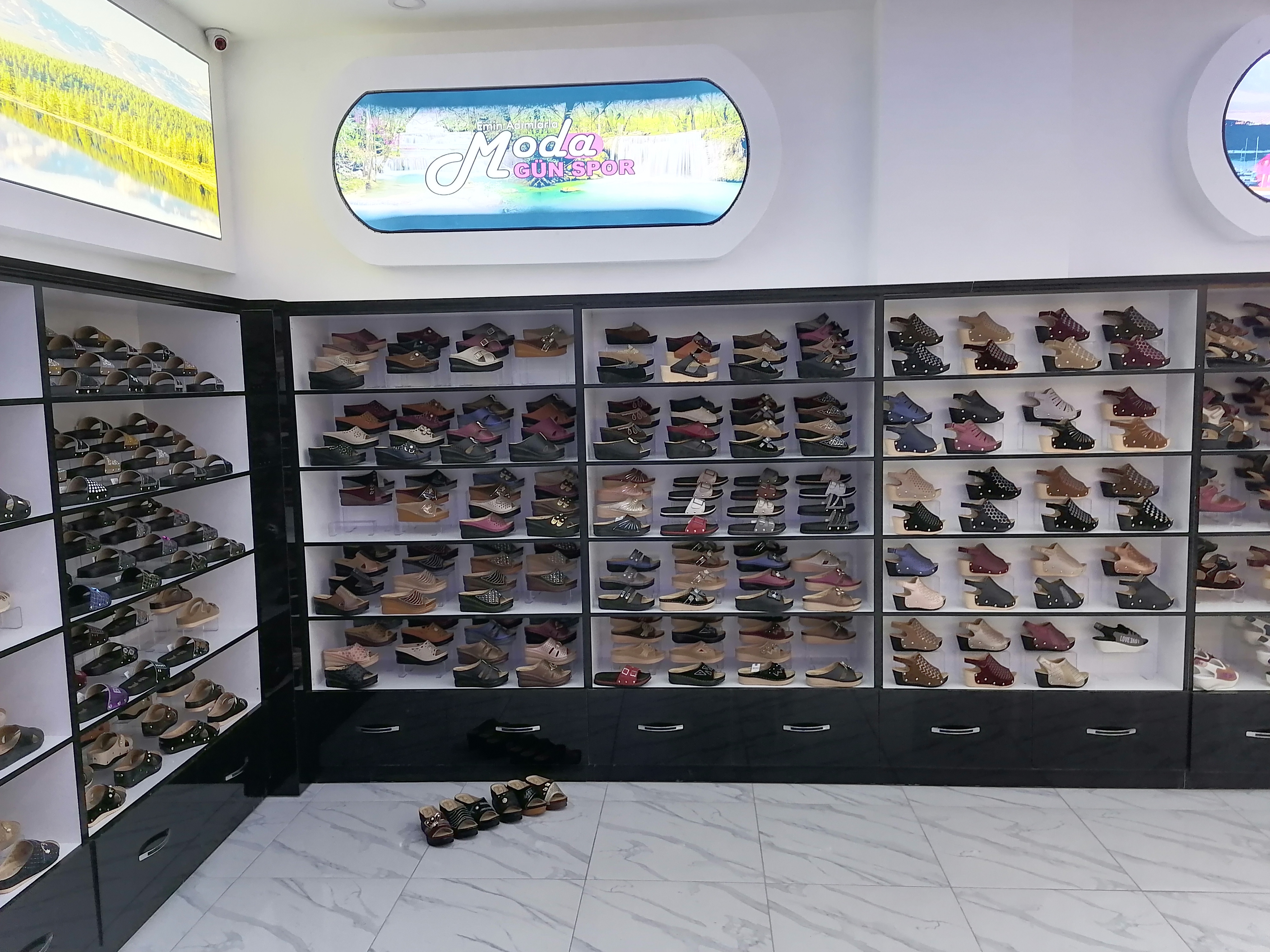 Gün Terlik & Ayakkabı