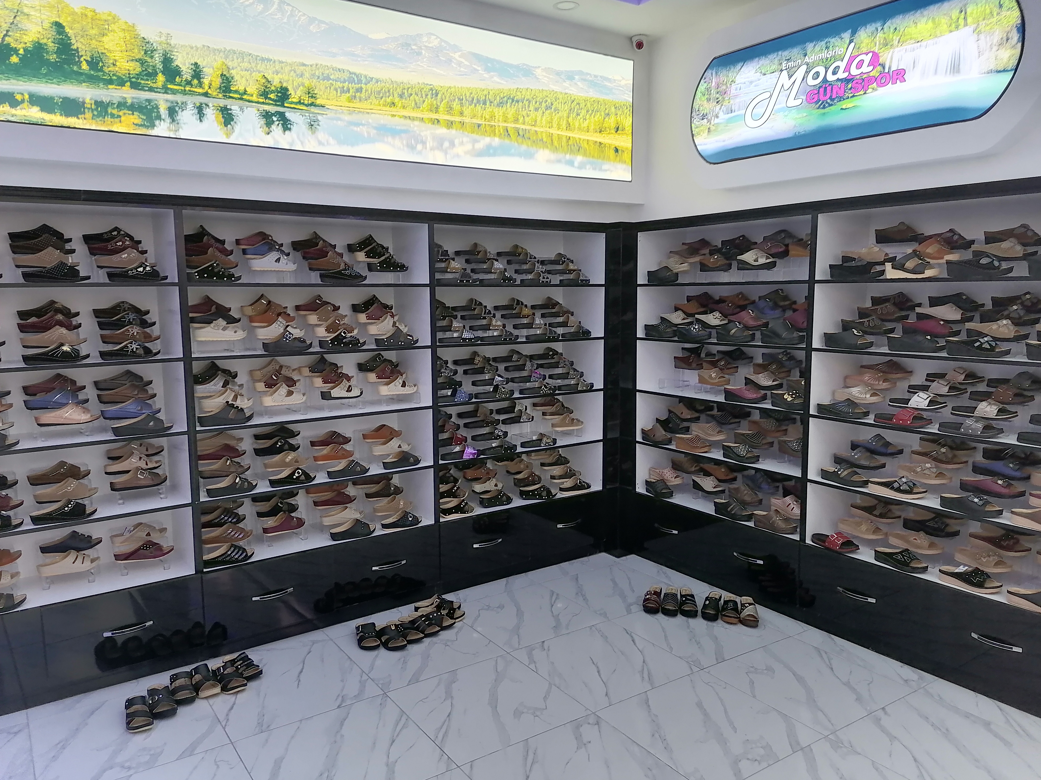 Gün Terlik & Ayakkabı