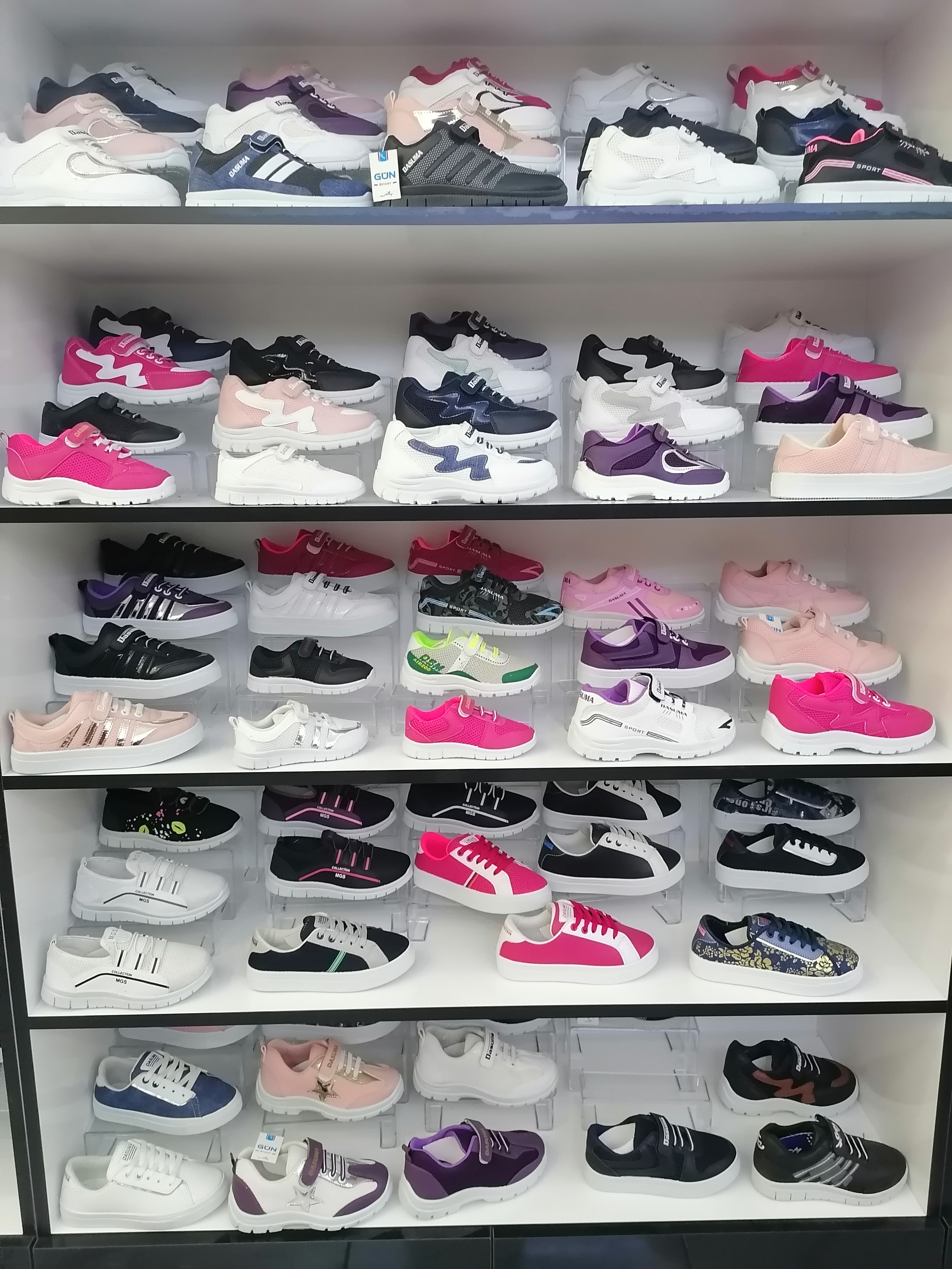 Gün Terlik & Ayakkabı