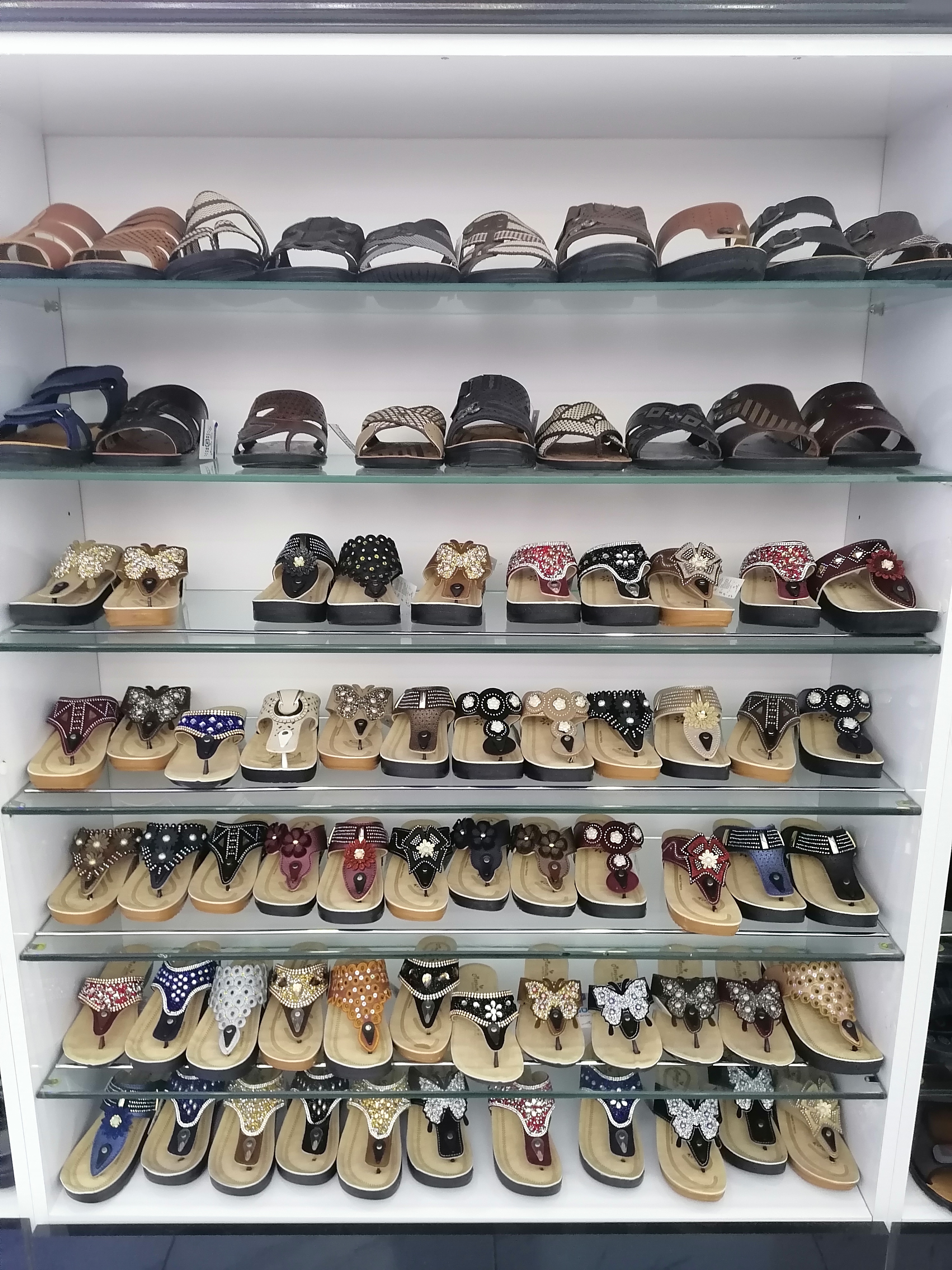 Gün Terlik & Ayakkabı