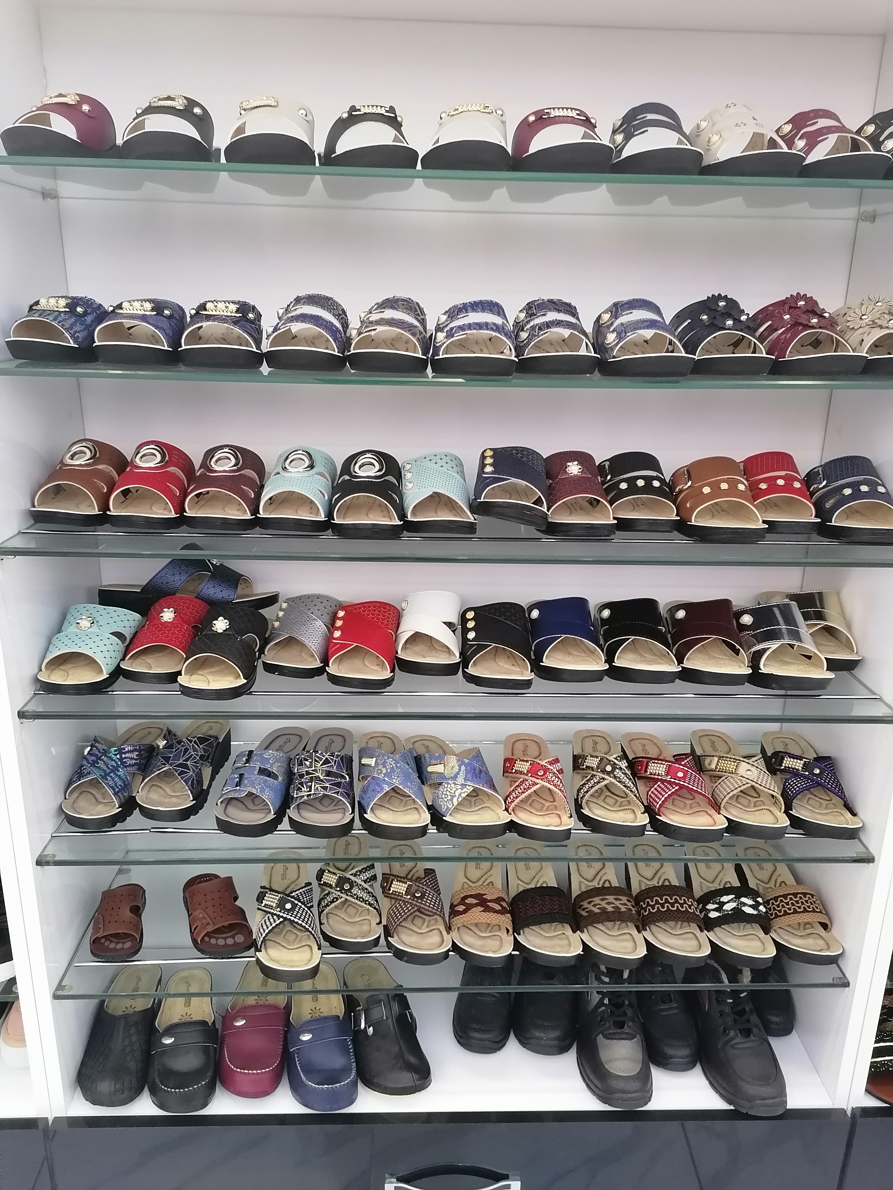 Gün Terlik & Ayakkabı